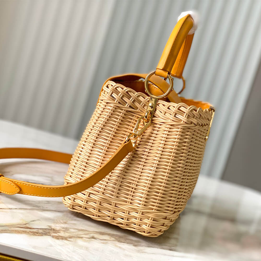 Louis Vuitton Capucines BB