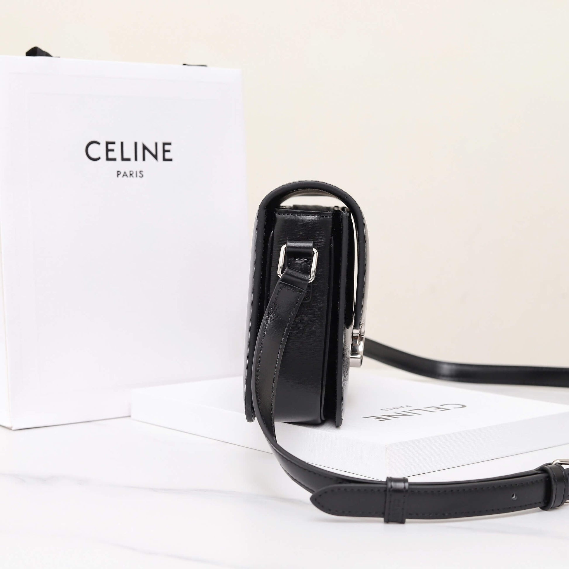 CELINE TEEN TRIOMPHE handbag(HIGH-END GRADE)