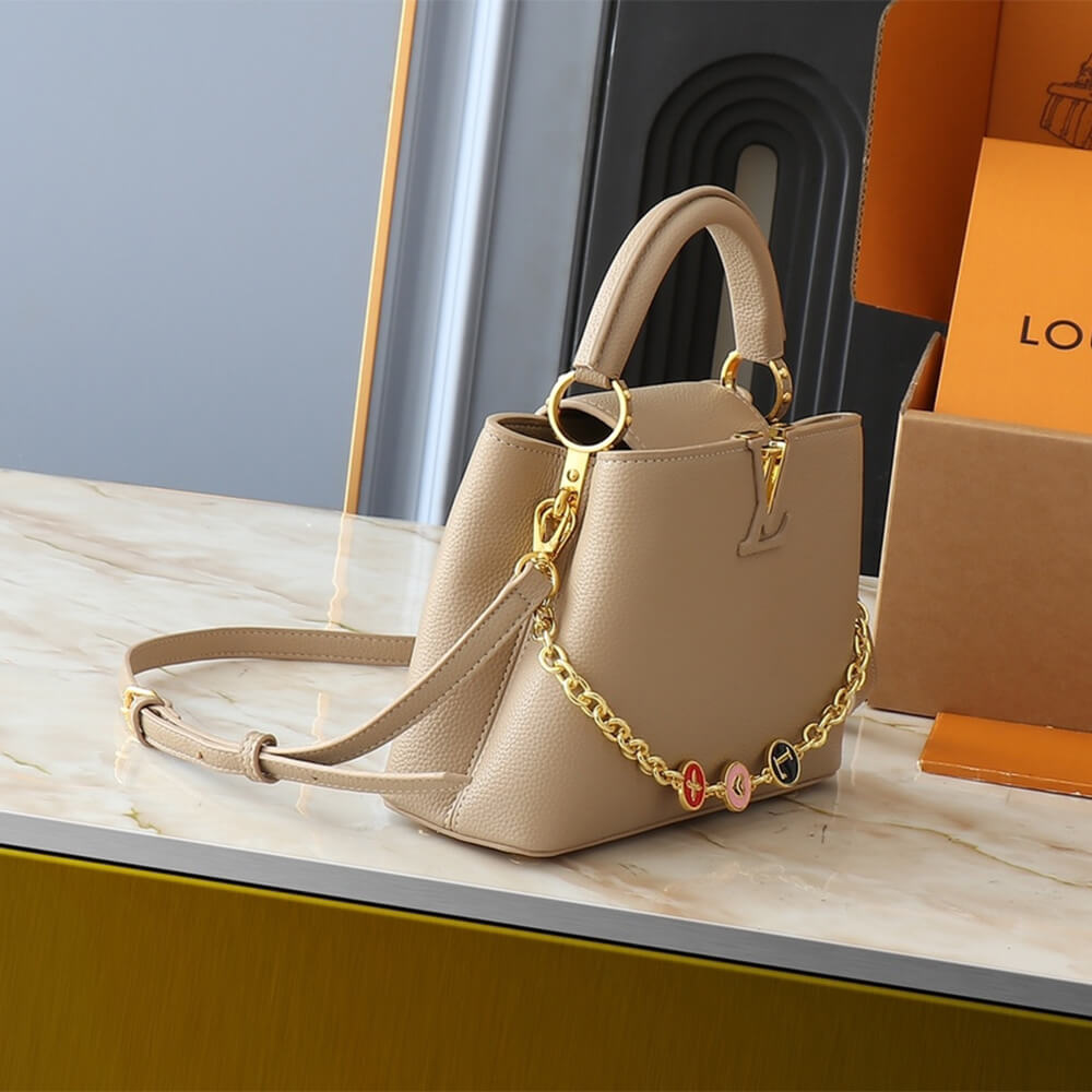 Louis Vuitton Capucines BB