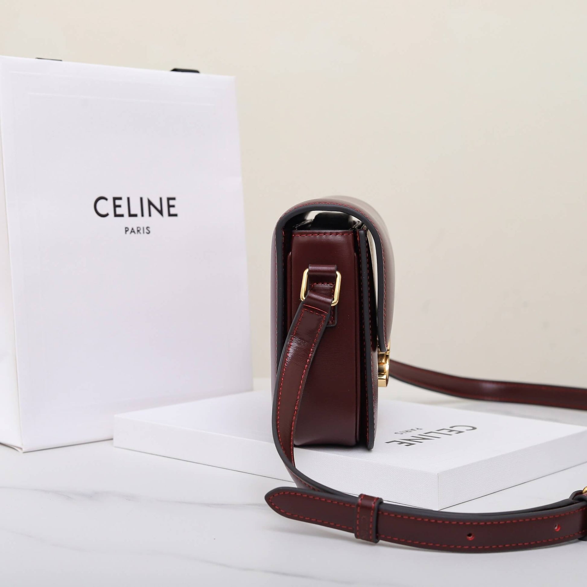 CELINE TEEN TRIOMPHE handbag(HIGH-END GRADE)