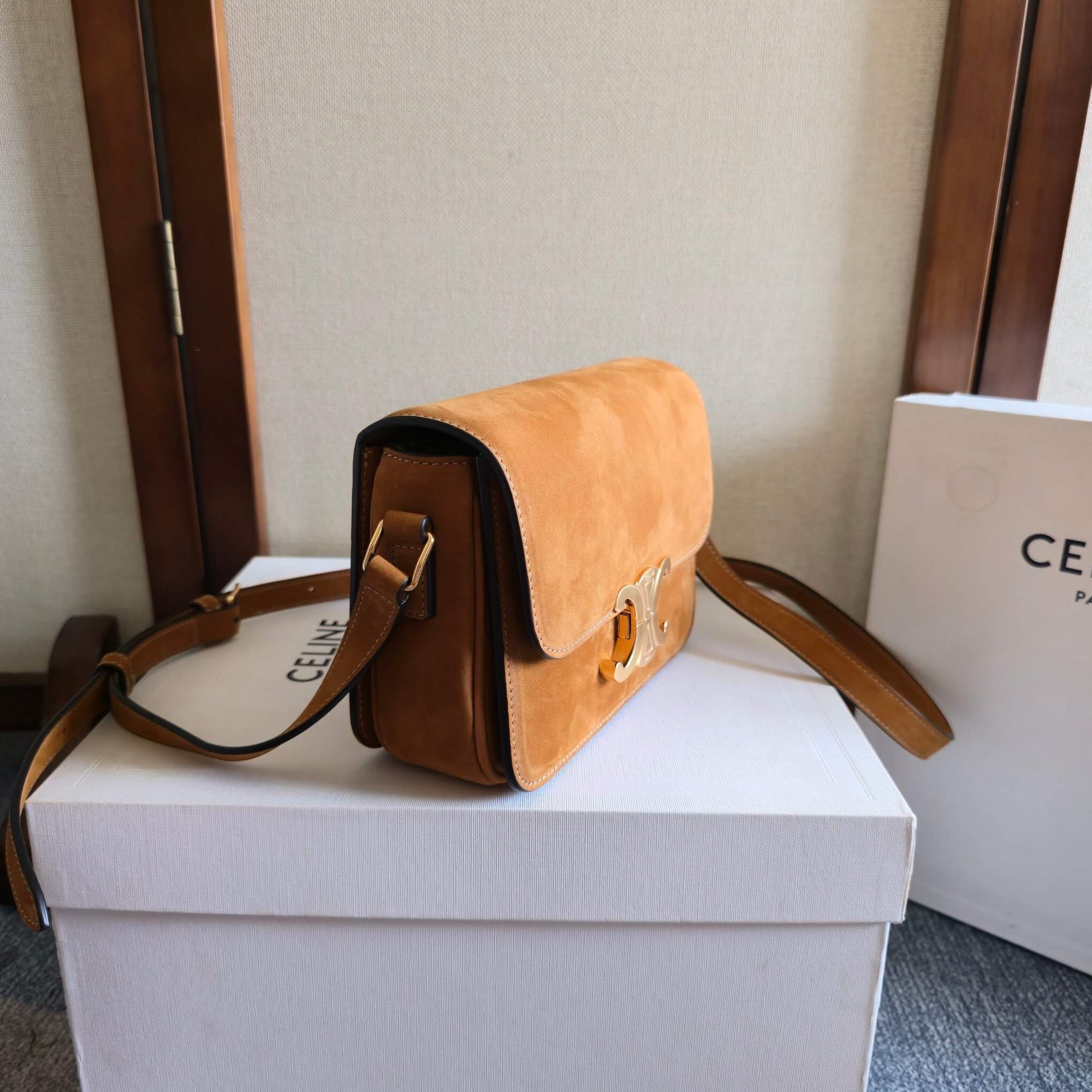 CELINE TEEN TRIOMPHE handbag(HIGH-END GRADE)