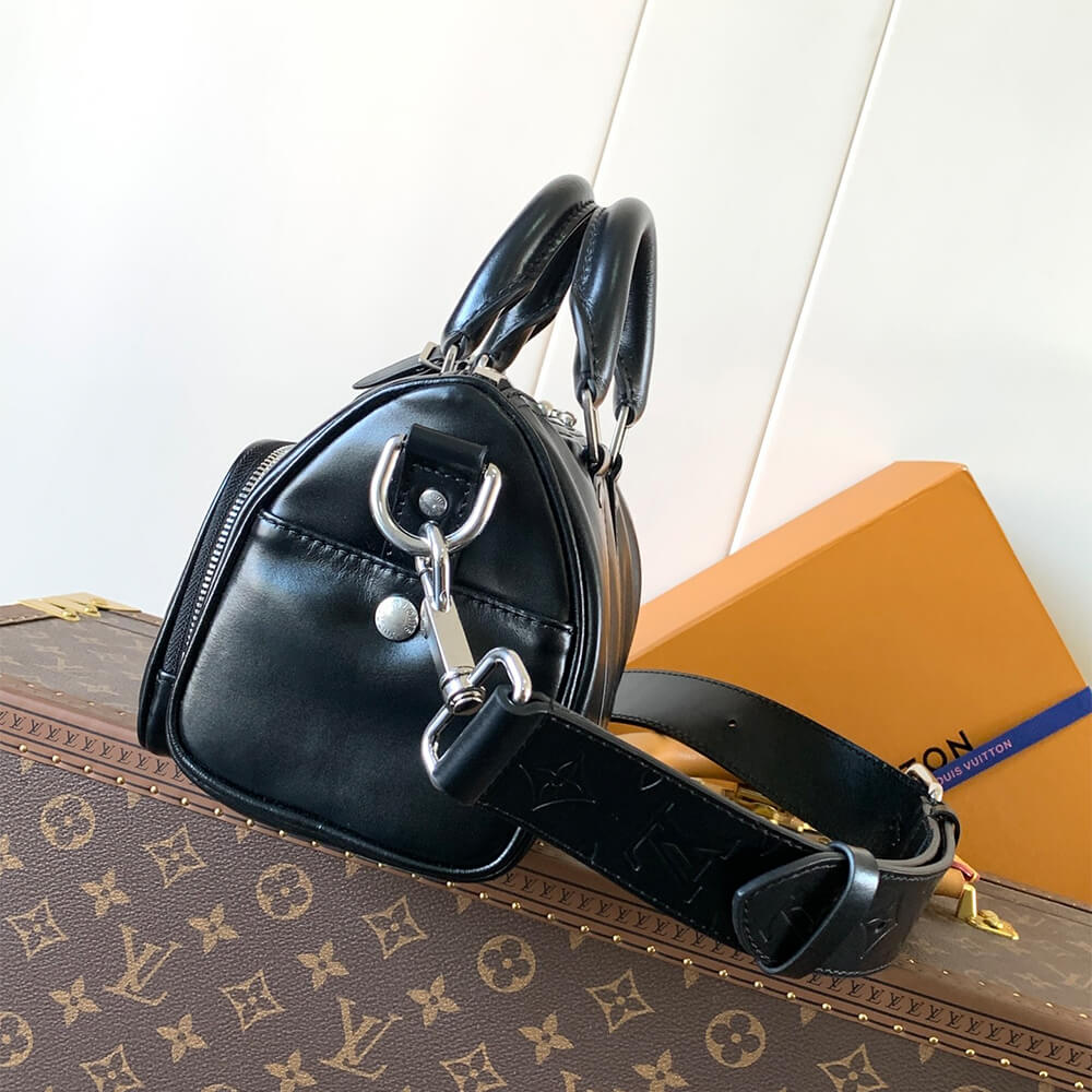 Louis Vuitton Keepall Bandoulière 25