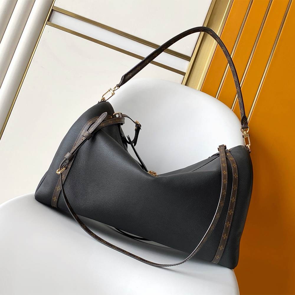 Louis Vuitton Express GM