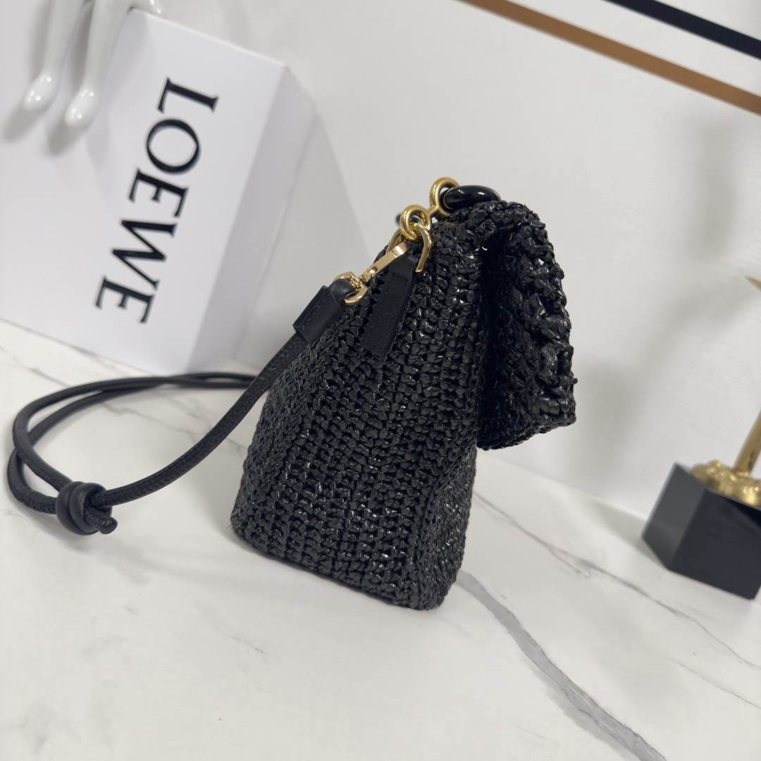 Loewe Medium Ola bag
