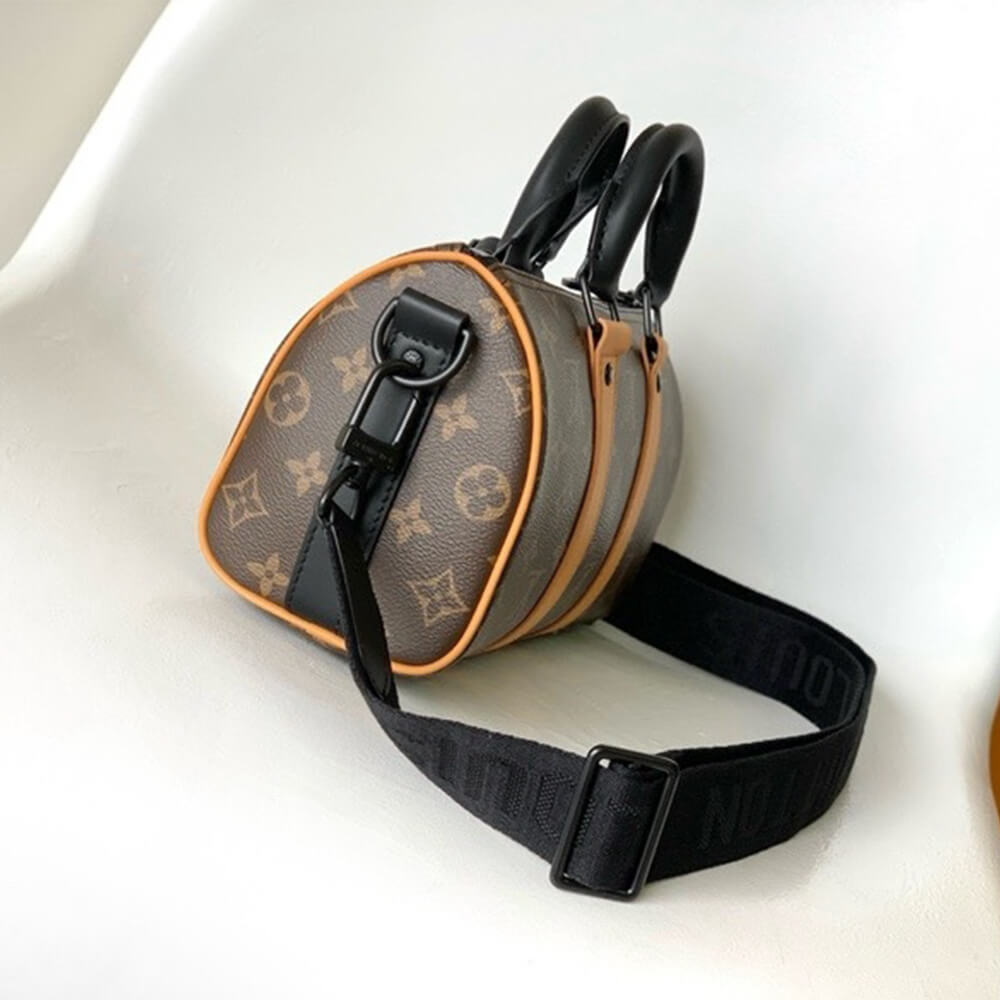 Louis Vuitton Keepall Bandoulière 25