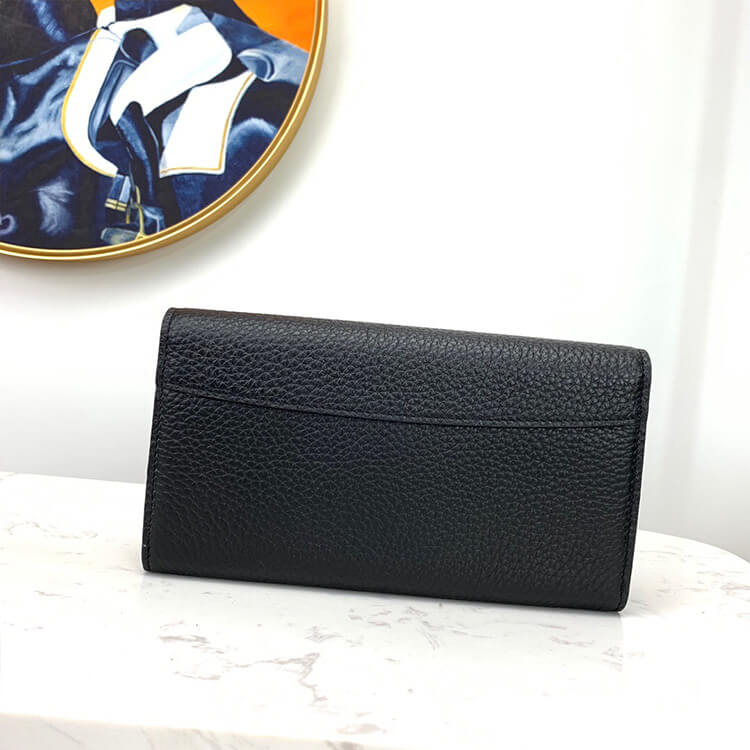 Louis Vuitton Capucines Wallet