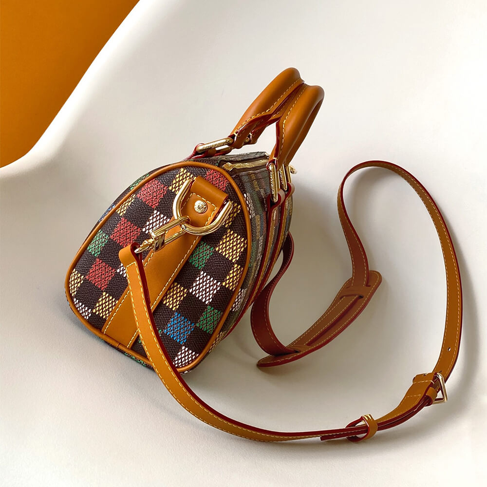 Louis Vuitton Keepall Bandoulière 25