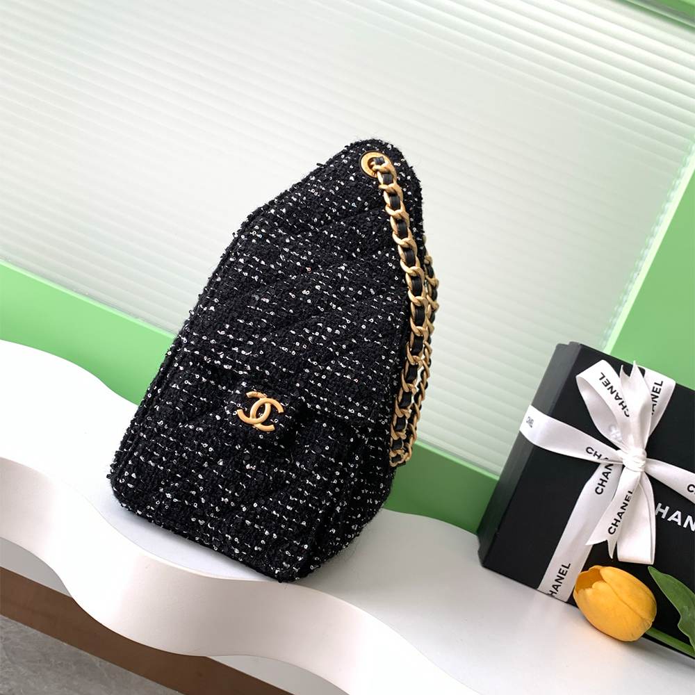 CHANEL 25 Small Handbag(High-end grade)