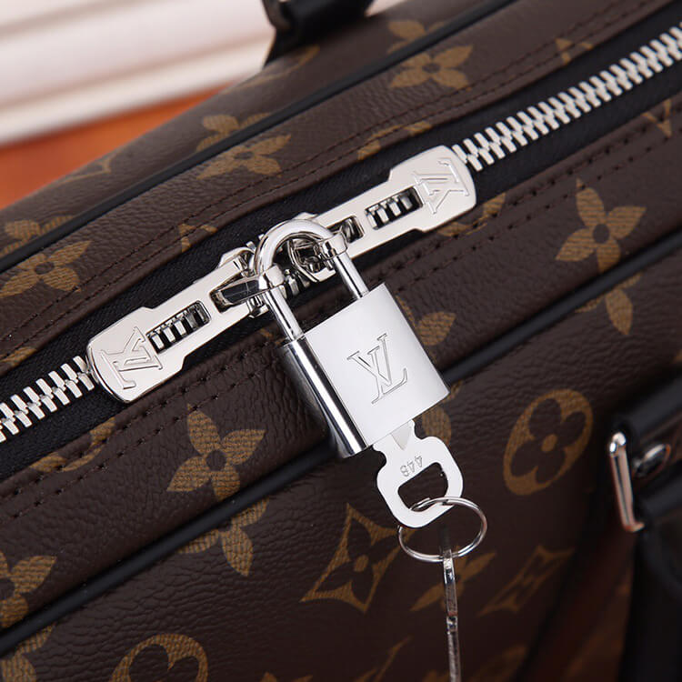 Louis Vuitton Voyage PM
