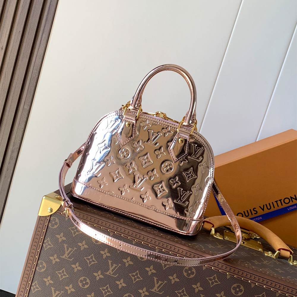 Louis Vuitton Alma BB