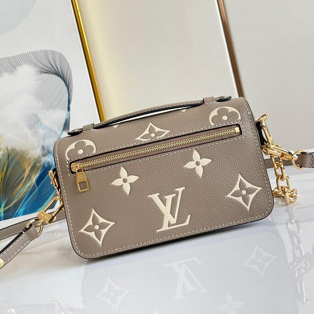 Louis Vuitton Pochette Métis East West