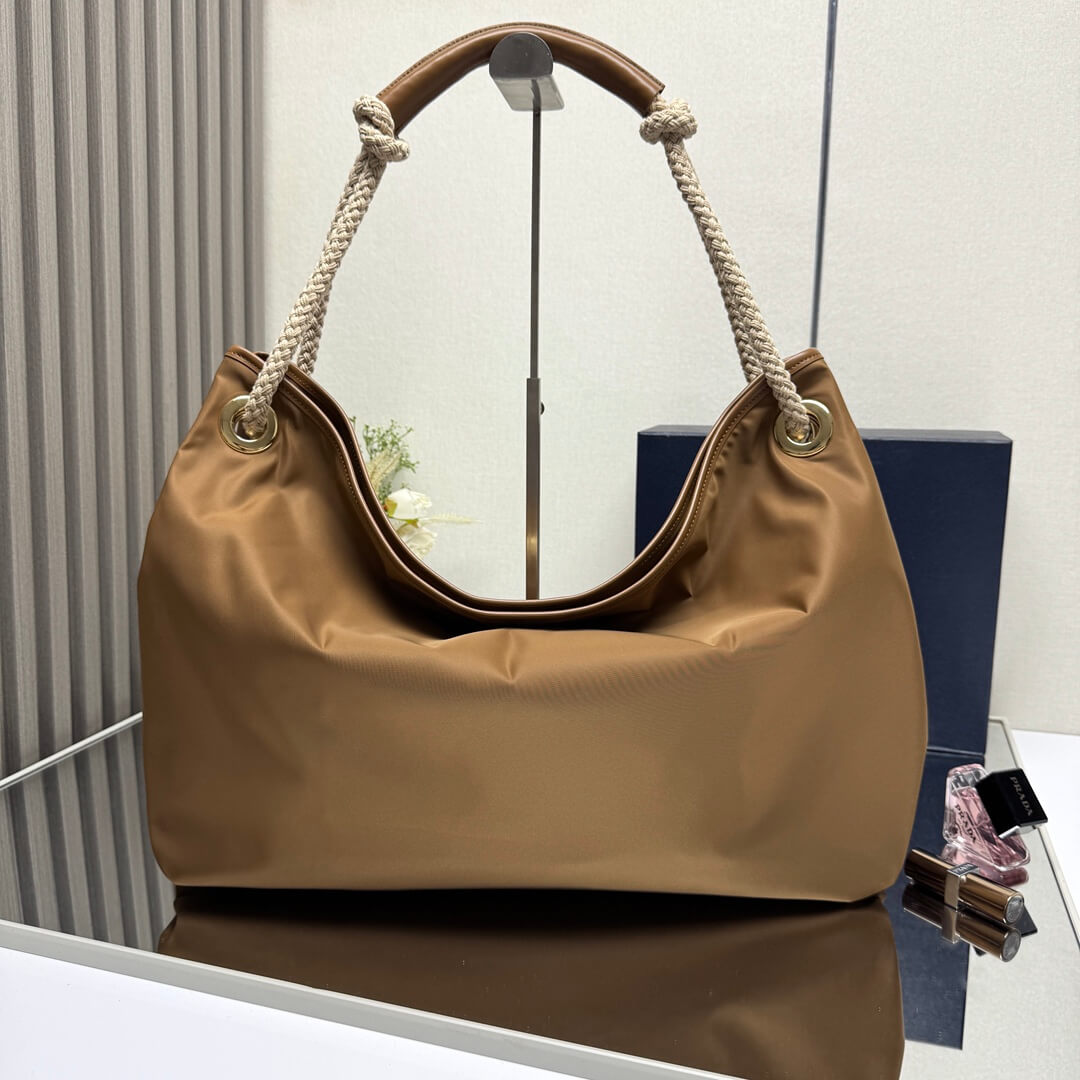 Prada Mariner large Re-Nylon