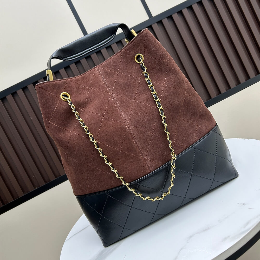 Chanel Vertical Shopping 25A
