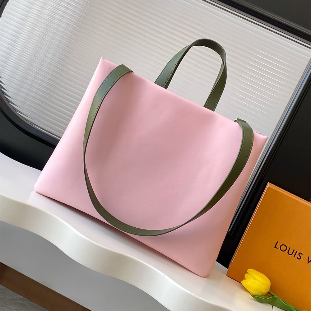 Louis Vuitton Shopper Tote MM
