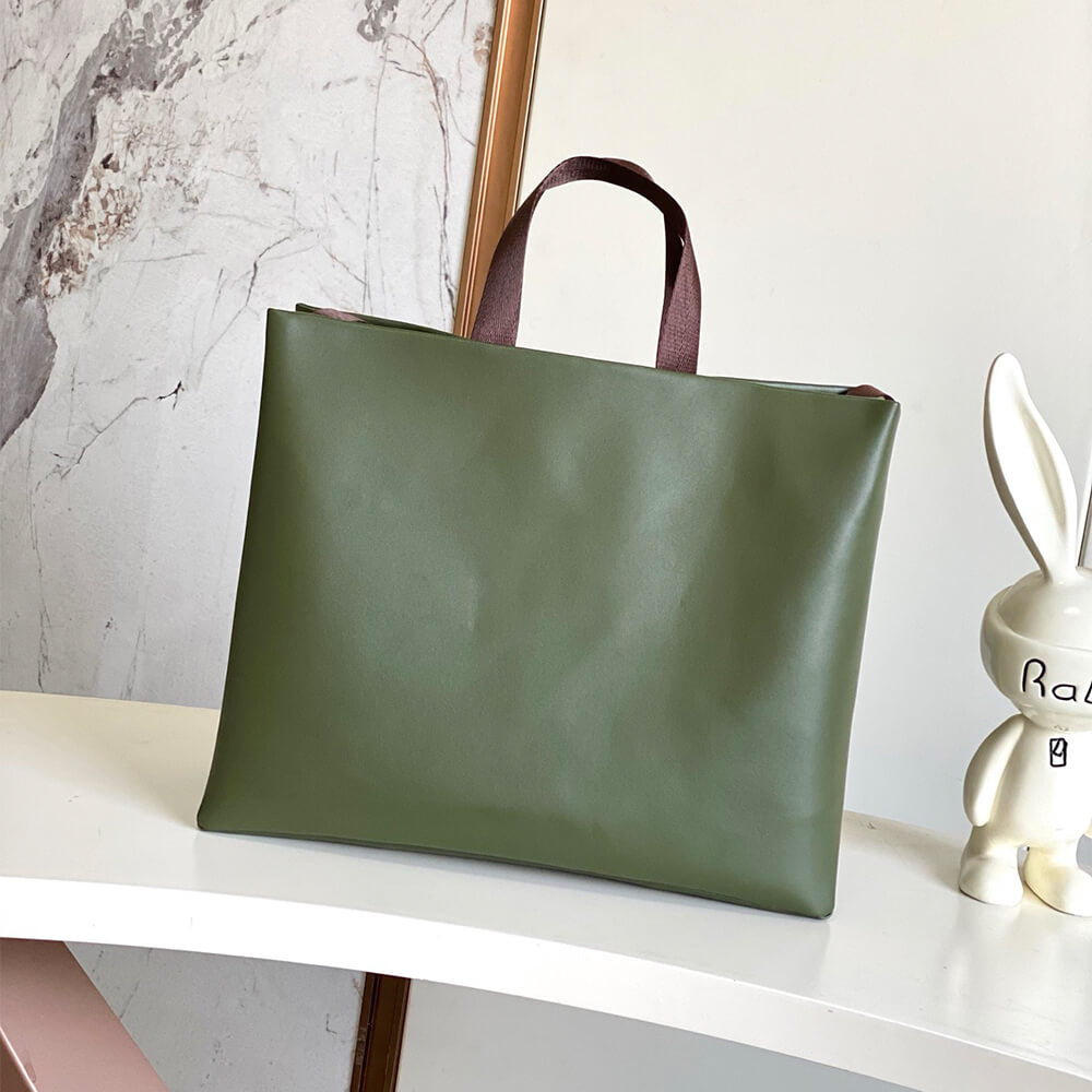 Louis Vuitton Shopper Tote MM
