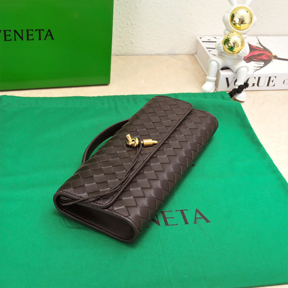 Bottega Veneta Andiamo Clutch