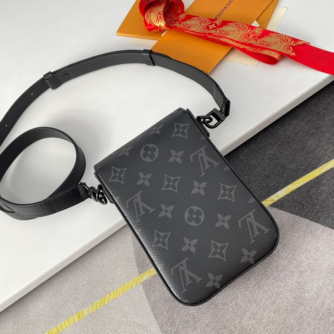 Louis Vuitton S-Lock Vertical