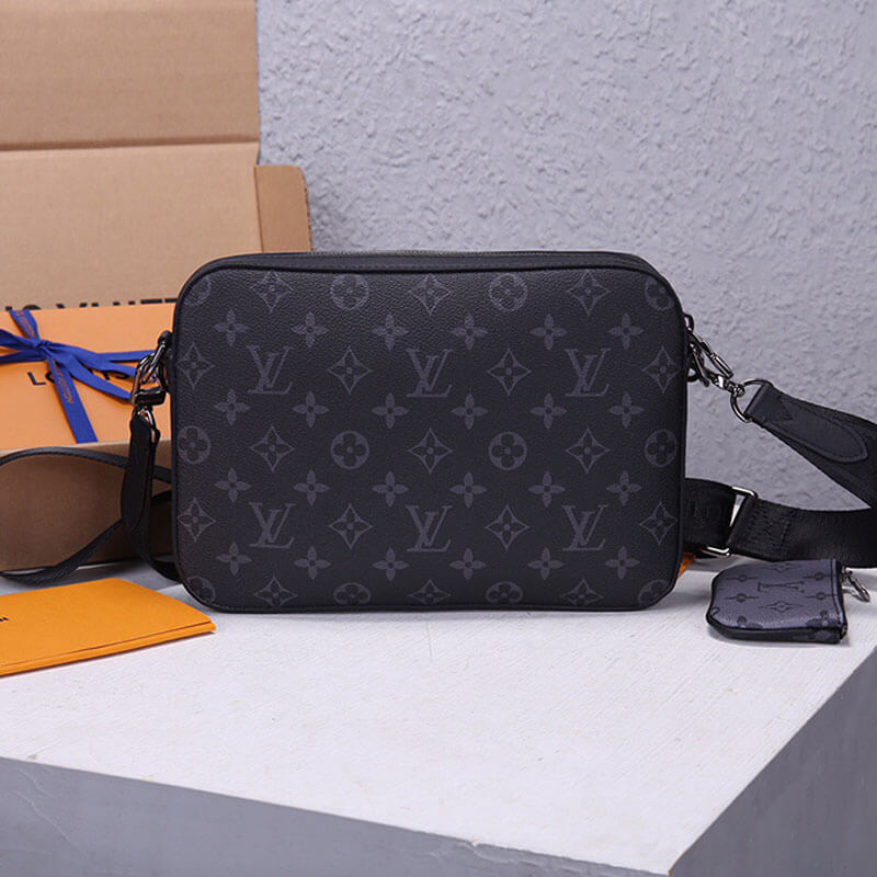 Louis Vuitton Trio Messenger