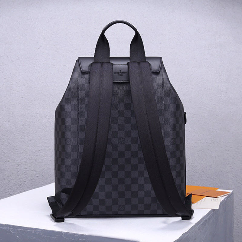 Louis Vuitton Utility