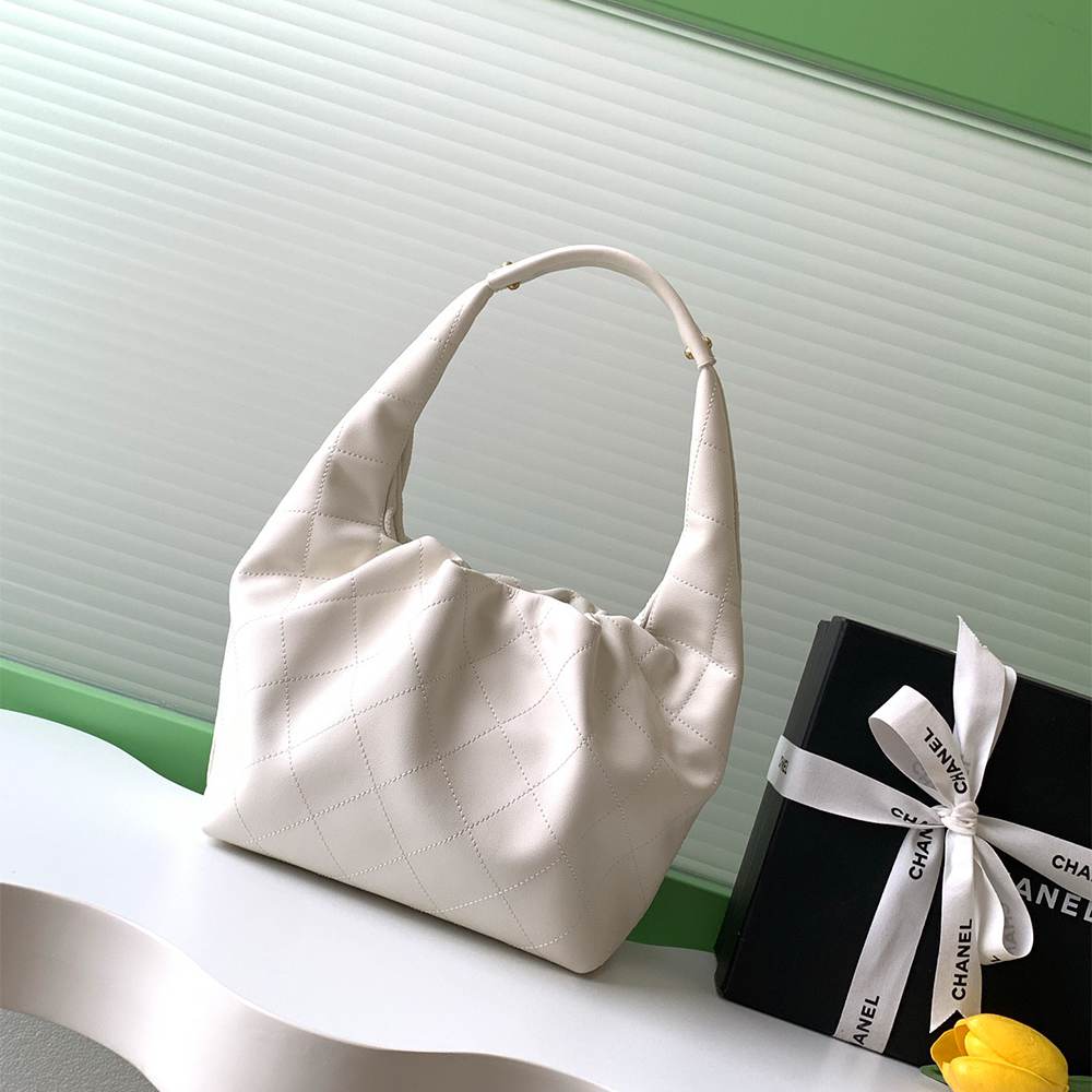 CHANEL Hobo Handbag(HIGH-END GRADE)
