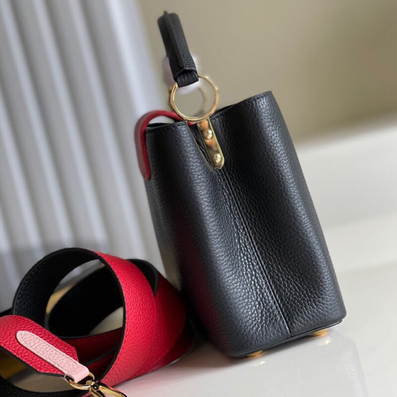 Louis Vuitton Capucines BB