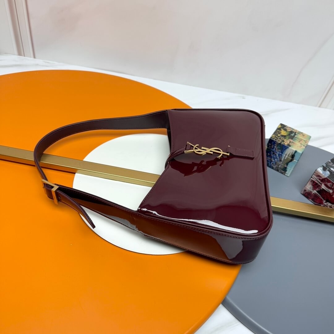 Ysl Le 5 à 7 In Patent Hobo