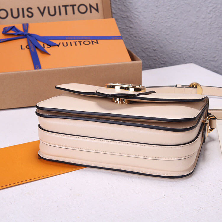 Louis Vuitton Pont 9