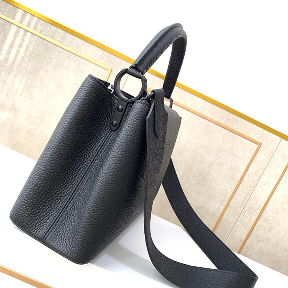 Louis Vuitton Capucines MM