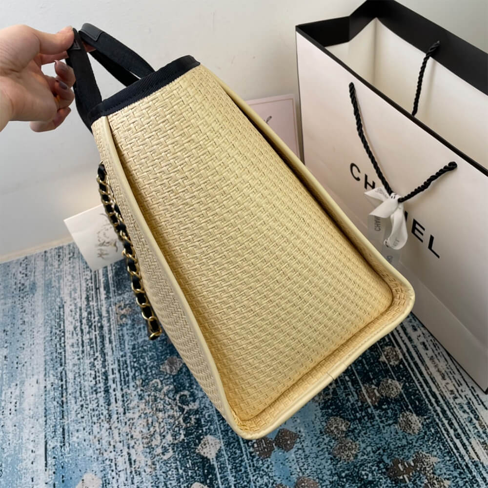 Chanel Deauville Large