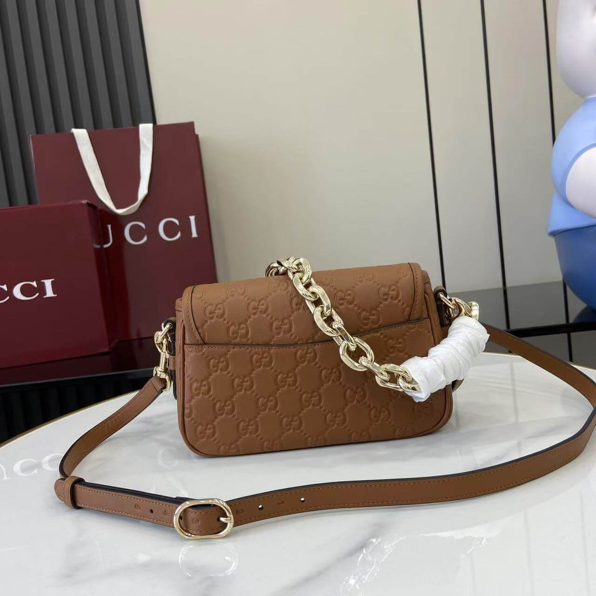 Gucci Emblem Small