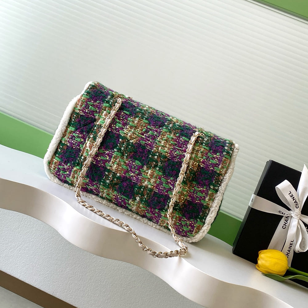 CHANEL MAXI FLAPBAG(HIGH-END GRADE)