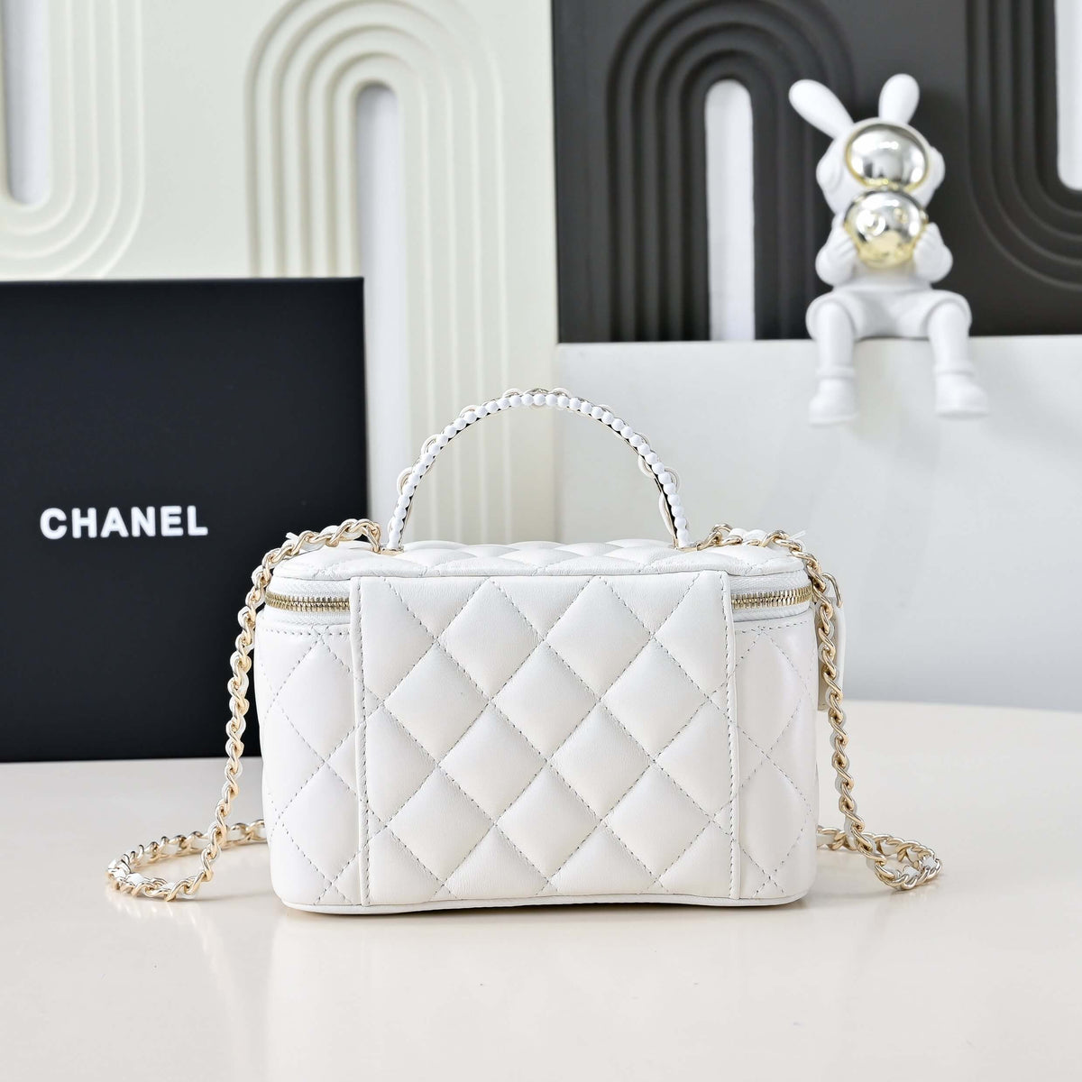 Chanel Long Vanity