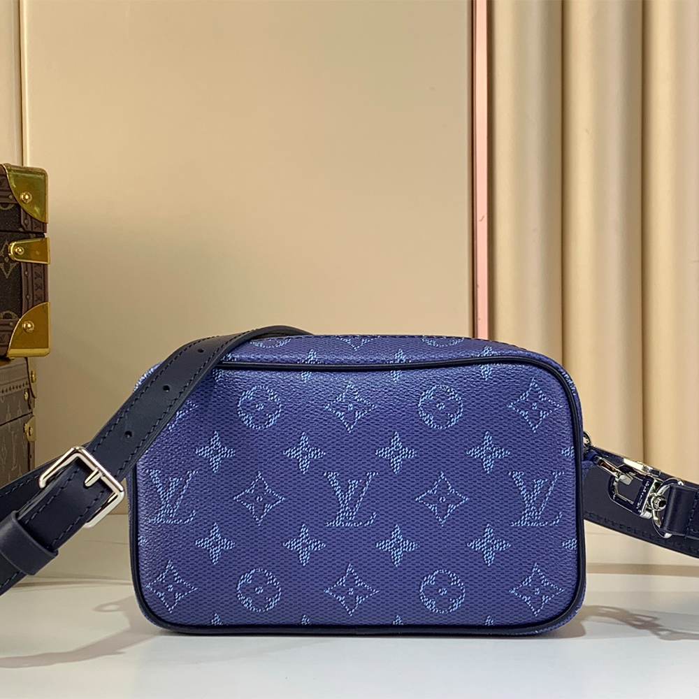 Louis Vuitton Trocadéro Wearable Wallet