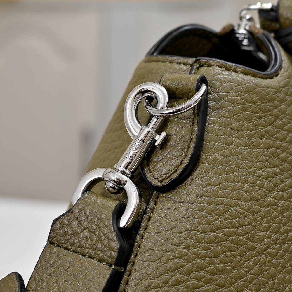 Fendi By The Way Selleria Medium