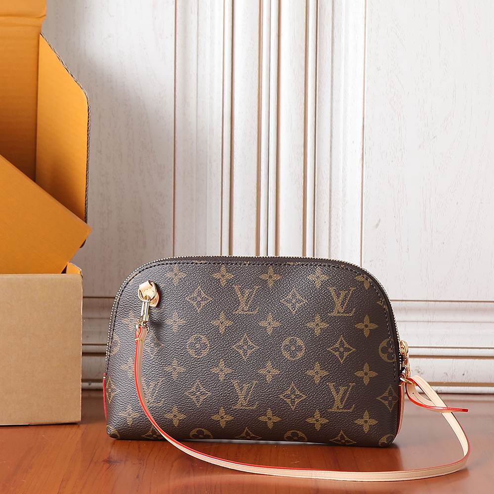 LV Tag Me Pouch