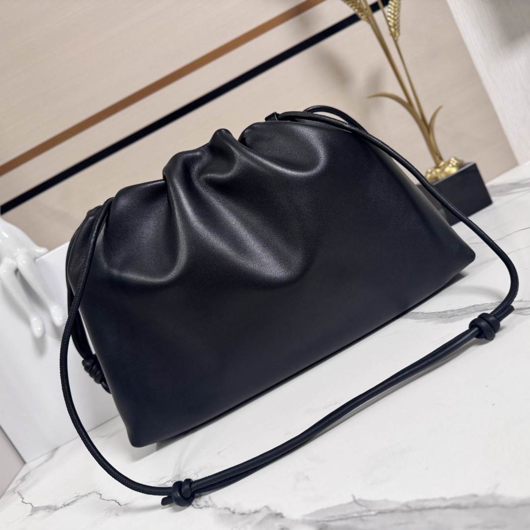 Loewe Large Flamenco