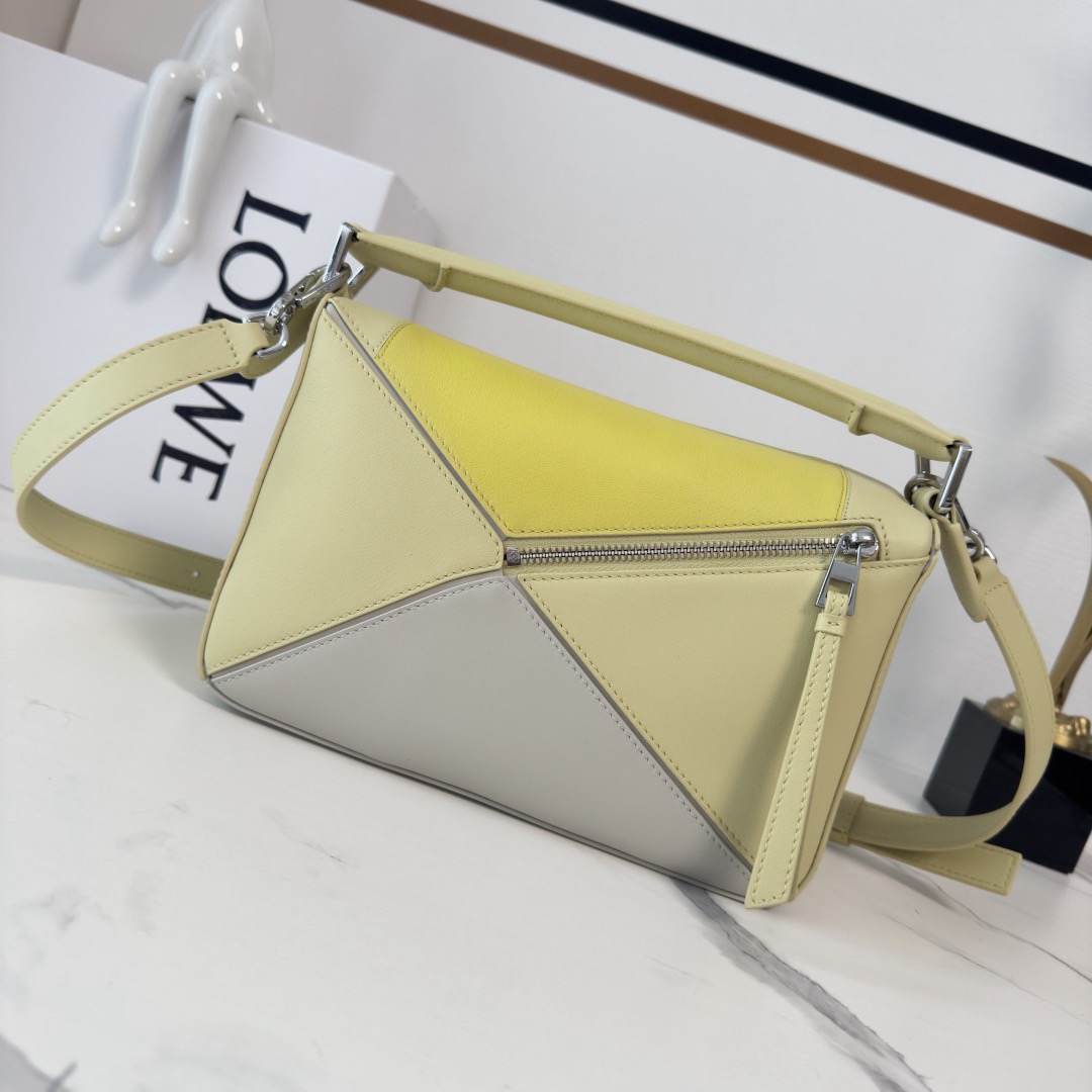 Loewe Small Puzzle