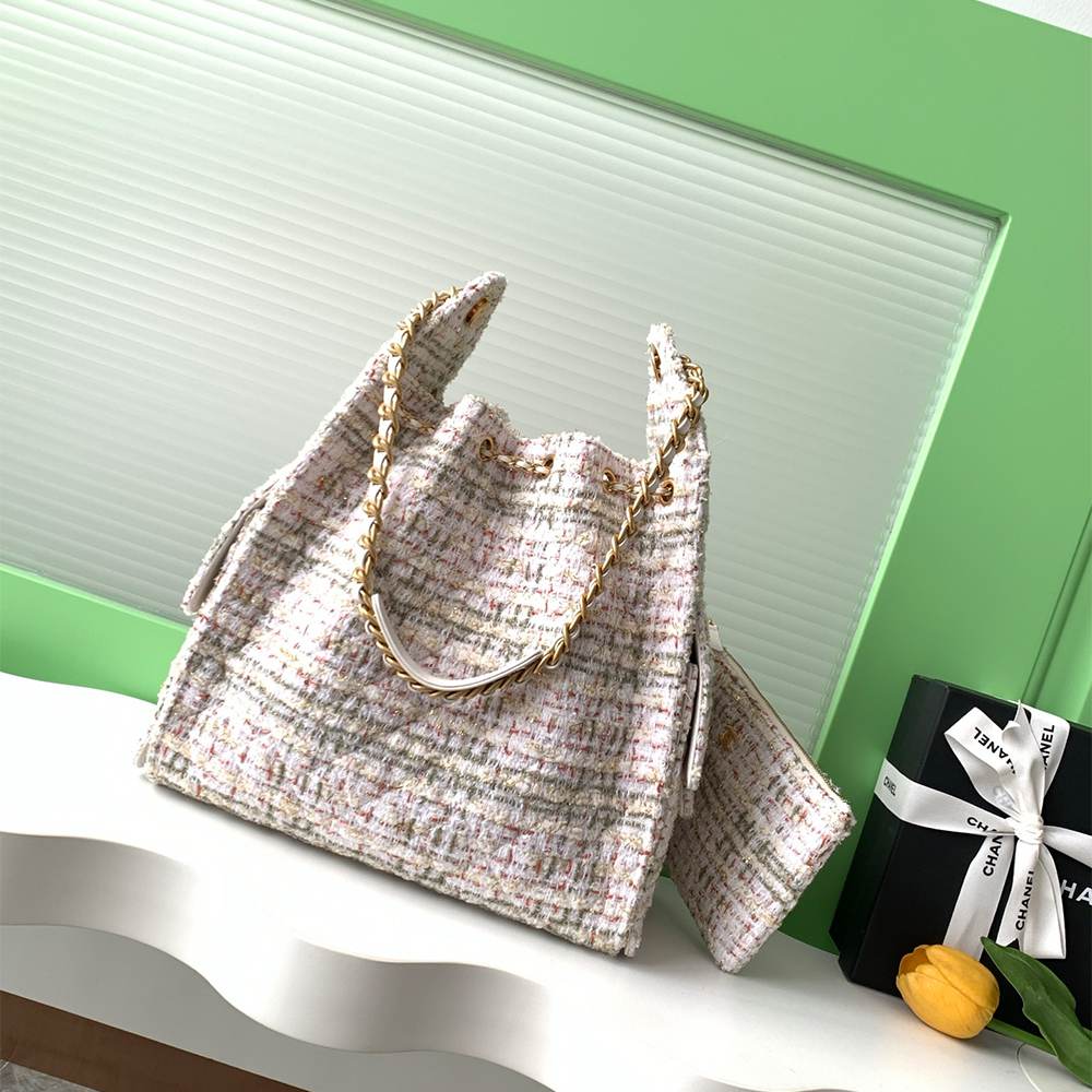 CHANEL 25 Medium Handbag(High-end grade)