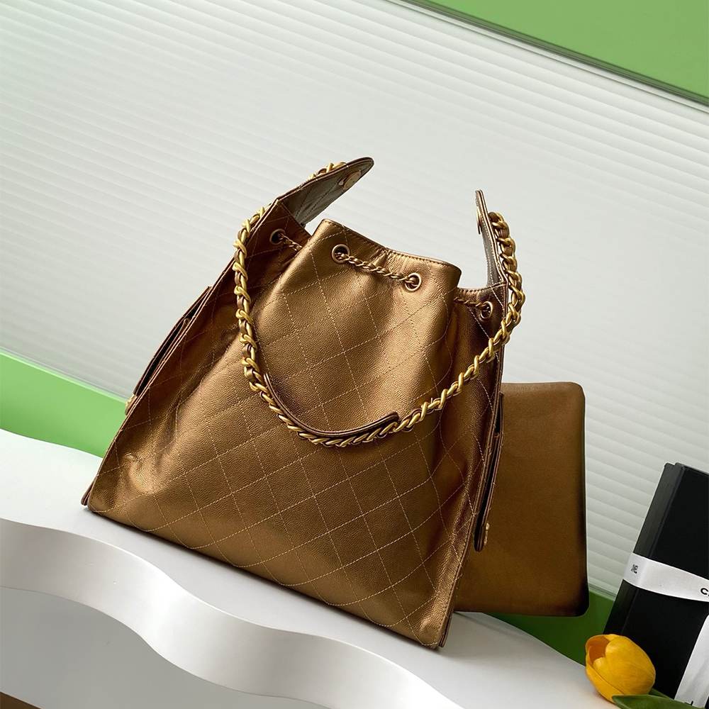 CHANEL 25 Medium Handbag(High-end grade)