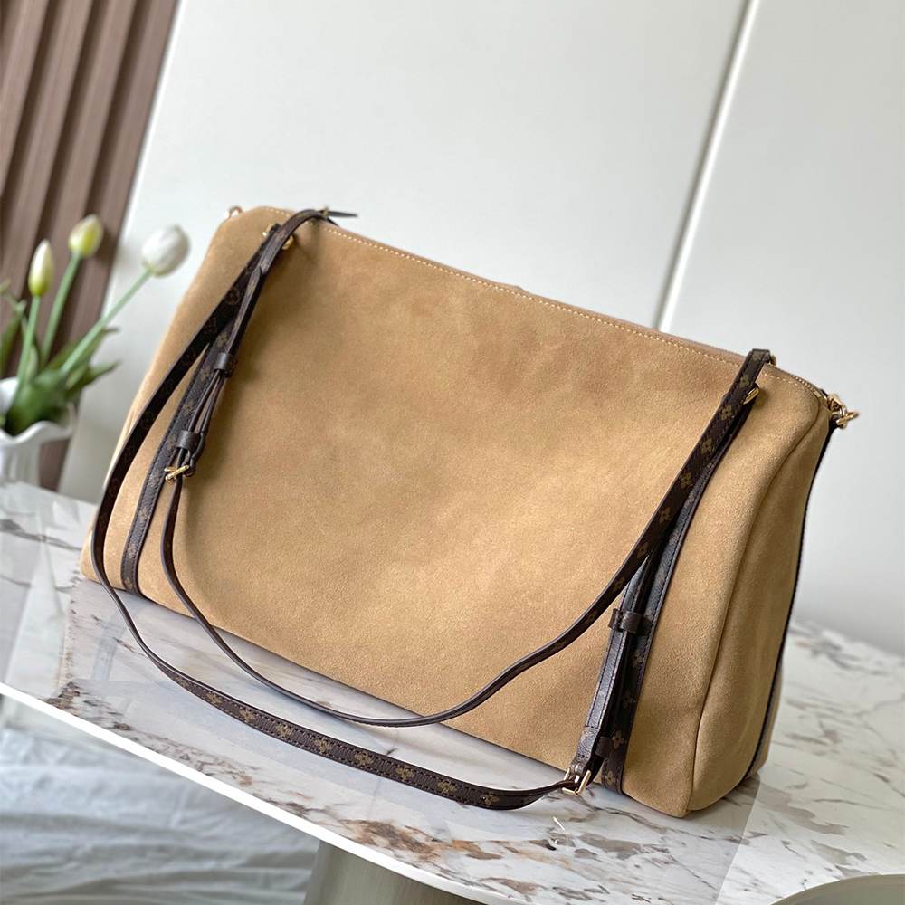 Louis Vuitton Express GM