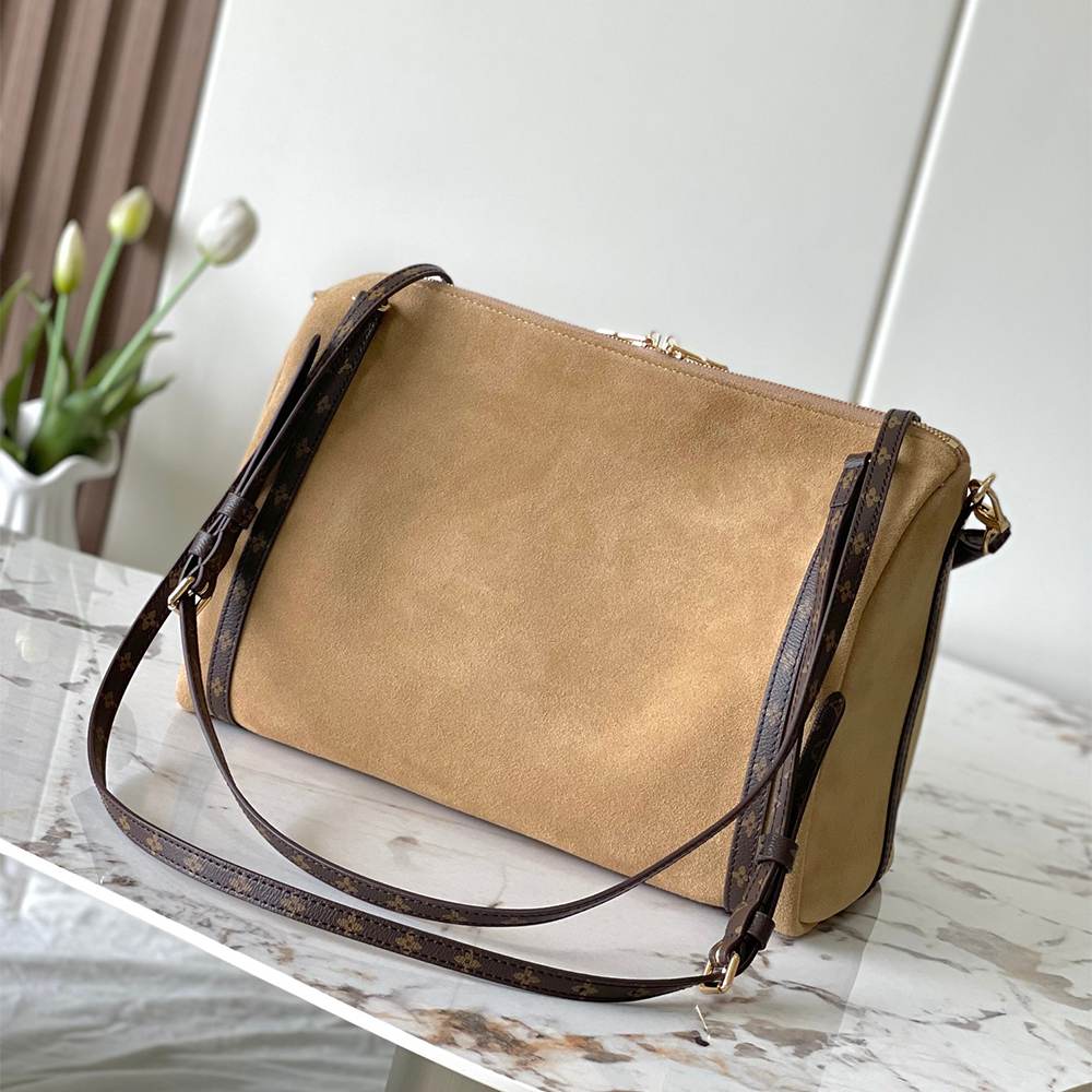 Louis Vuitton Express MM