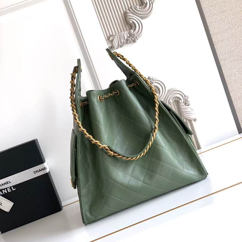 CHANEL 25 Medium Handbag(High-end grade)