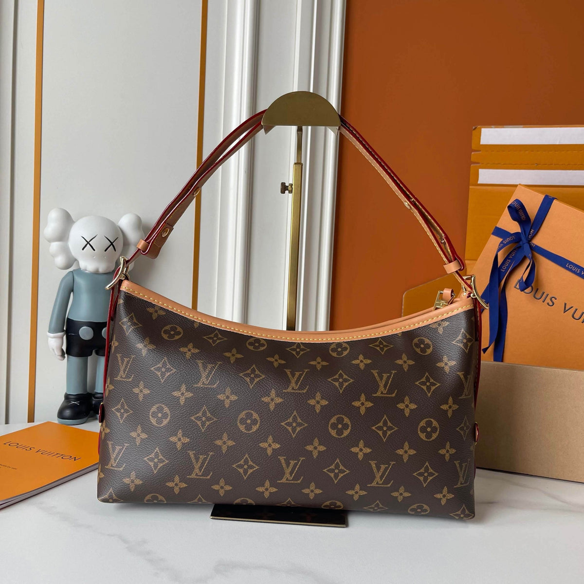 Louis Vuitton CarryAll East West
