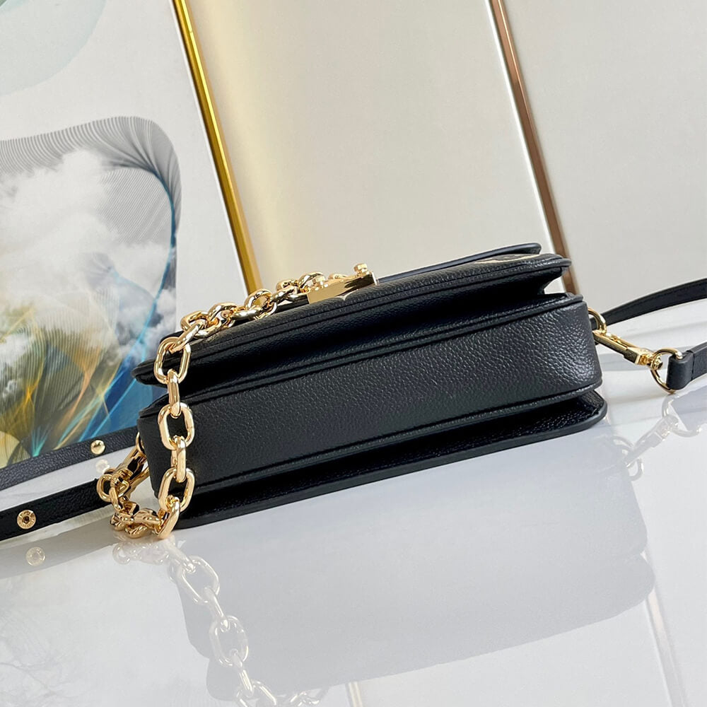 Louis Vuitton Pochette Métis East West