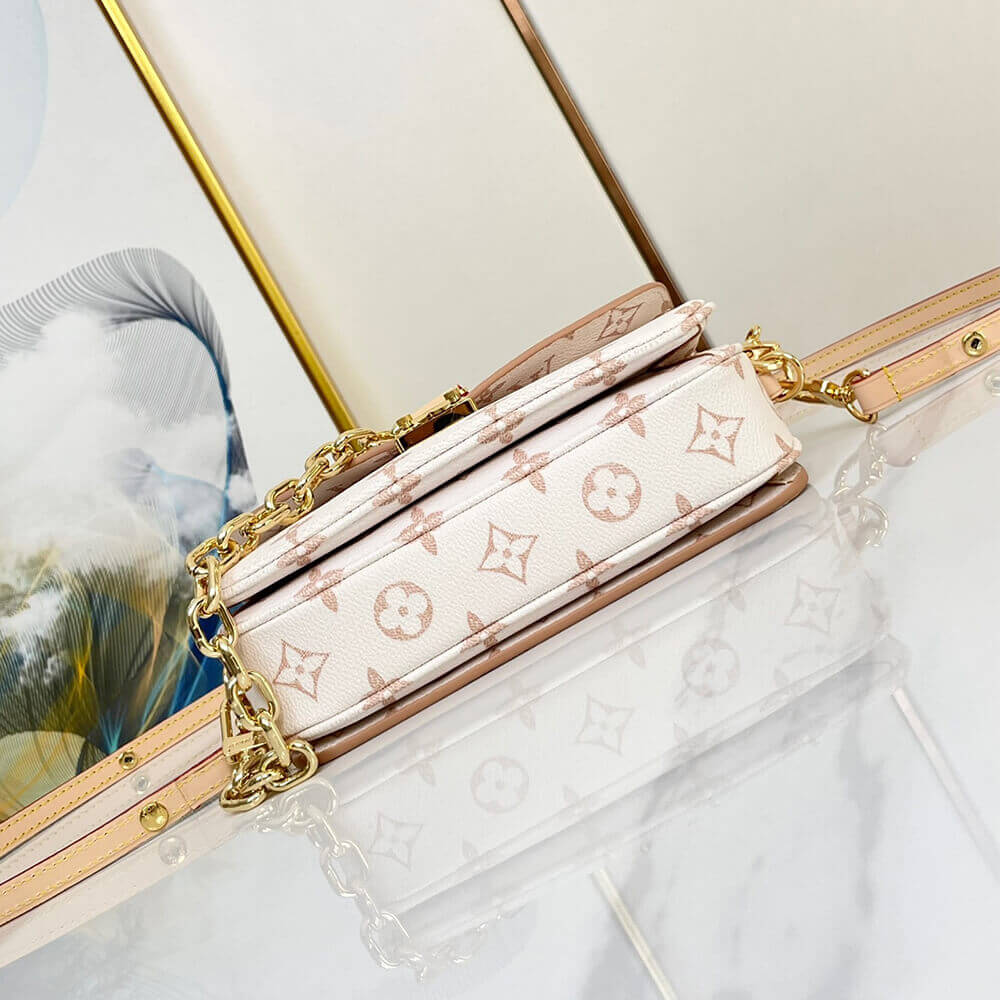 Louis Vuitton Pochette Métis East West