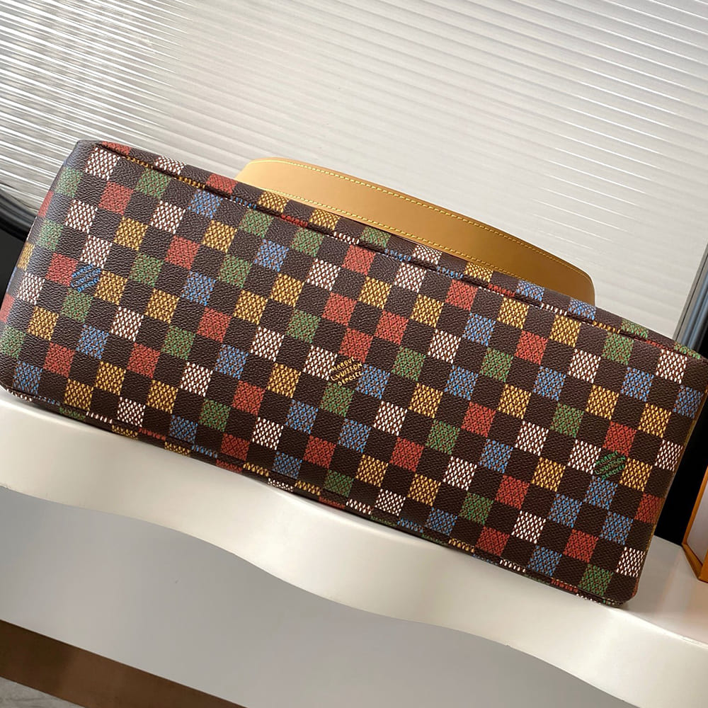 Louis Vuitton Shopper Tote MM