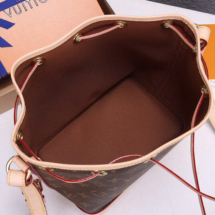 Louis Vuitton Noé BB