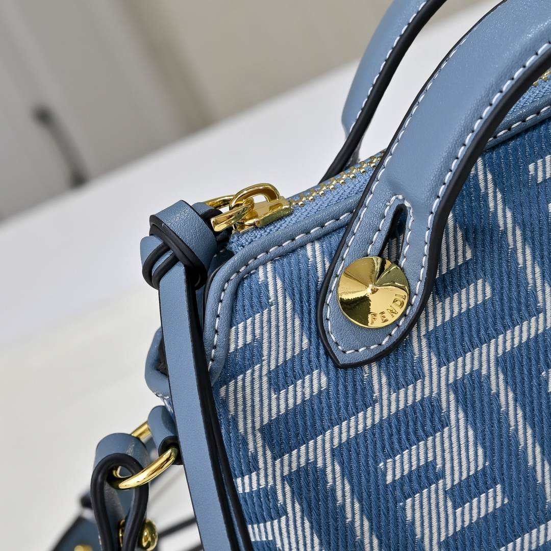 Fendi By The Way Soft Mini