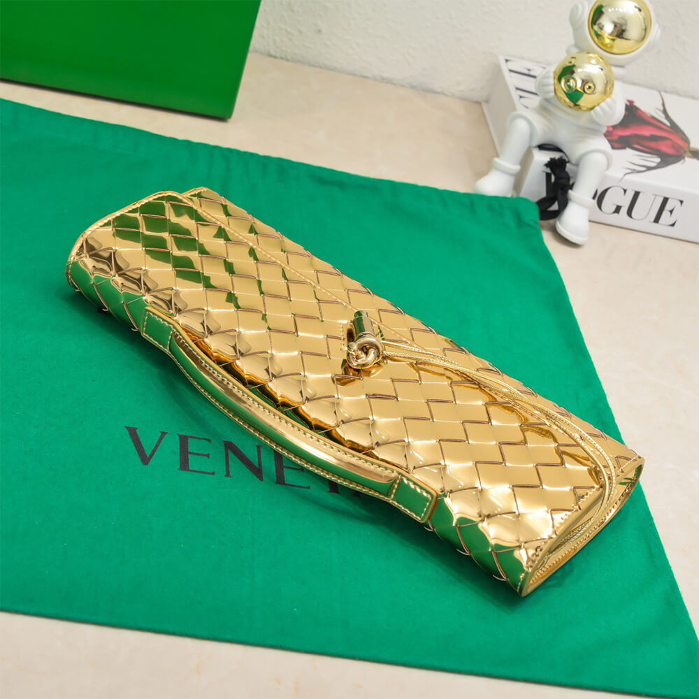 Bottega Veneta Andiamo Clutch