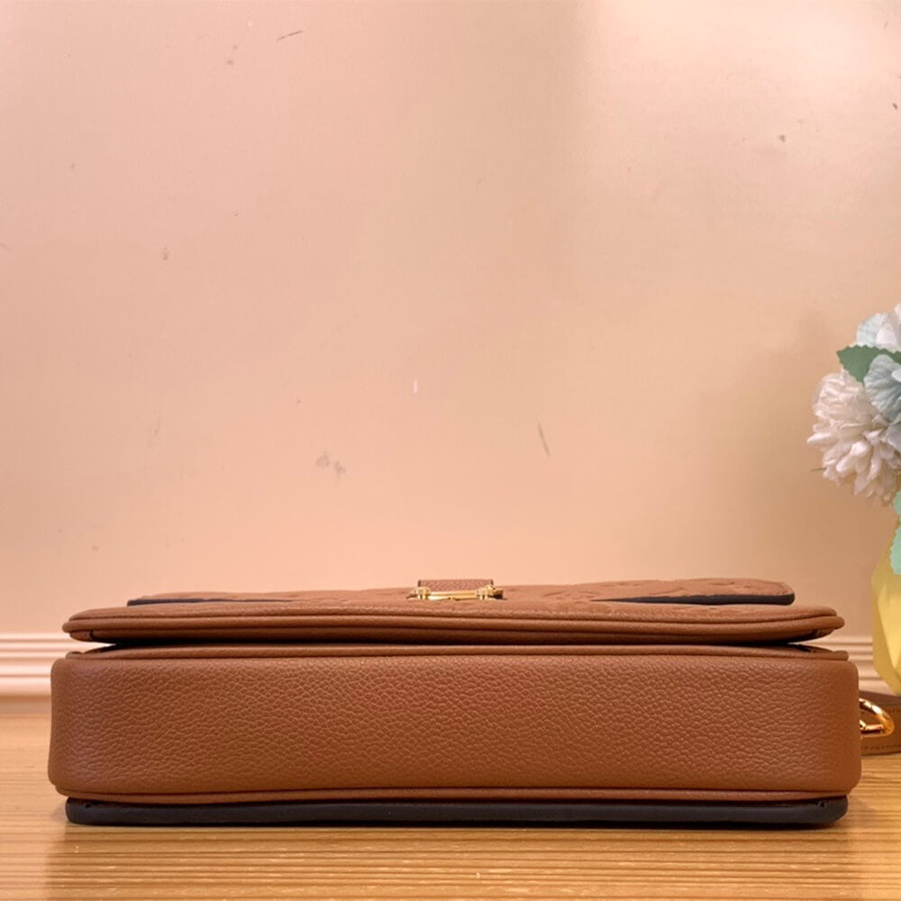 Louis Vuitton Pochette Métis